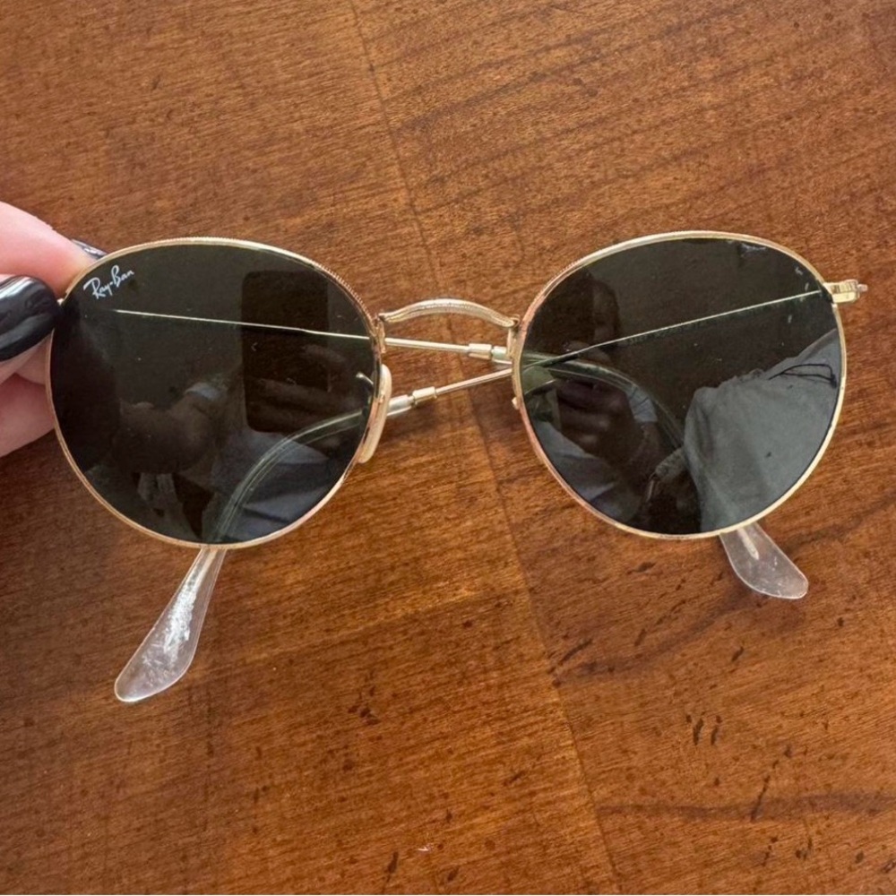 Ray-Ban Round Metal Sunglasses - Black Lenses, Gold Frame